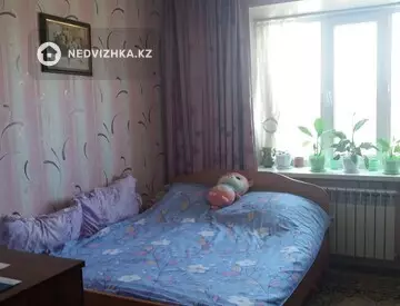 3-комнатная квартира, этаж 4 из 4, 55 м²