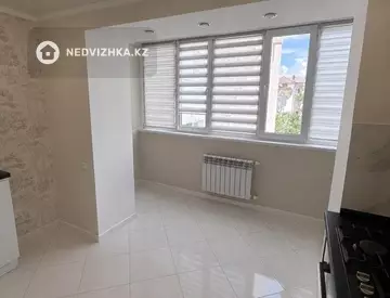 2-комнатная квартира, этаж 5 из 12, 50 м²