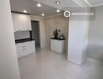 2-комнатная квартира, этаж 5 из 12, 50 м²