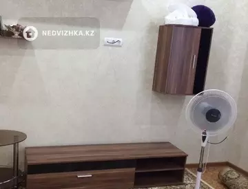 2-комнатная квартира, этаж 2 из 2, 53 м²
