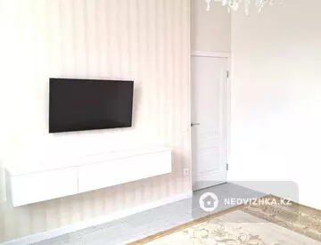 1-комнатная квартира, этаж 14 из 15, 50 м²