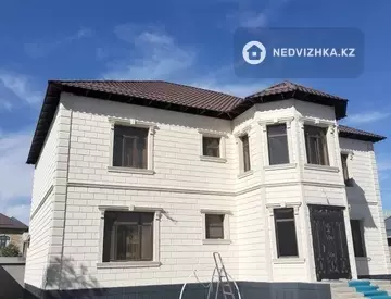 4-комнатный дом, 8 соток, 347 м²