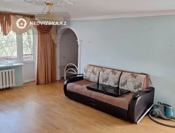 3-комнатная квартира, этаж 2 из 4, 69 м²