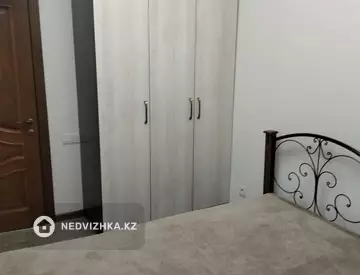 3-комнатная квартира, этаж 4 из 9, 60 м²