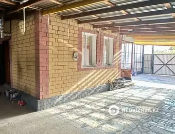 4-комнатный дом, 8 соток, 90 м²