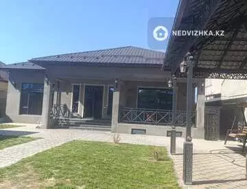 5-комнатный дом, 8 соток, 263 м²