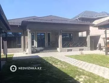 5-комнатный дом, 8 соток, 263 м²