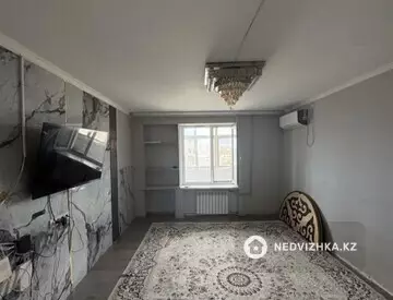 3-комнатная квартира, этаж 4 из 5, 64 м²