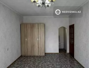 1-комнатная квартира, этаж 8 из 9, 40 м²