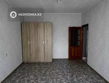 1-комнатная квартира, этаж 8 из 9, 40 м²