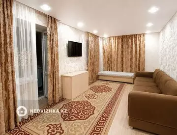 2-комнатная квартира, этаж 8 из 9, 67 м²