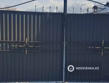 3-комнатный дом, 6 соток, 6 м²
