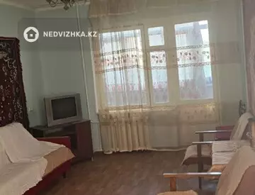 1-комнатная квартира, этаж 2 из 5, 36 м²