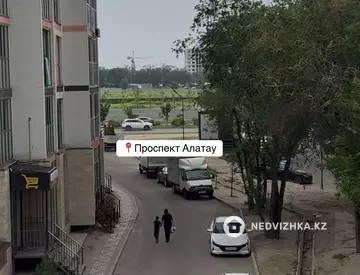 1-комнатная квартира, этаж 3 из 5, 30 м²