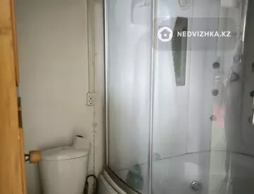 2-комнатная квартира, этаж 2 из 2, 50 м², На длительный срок