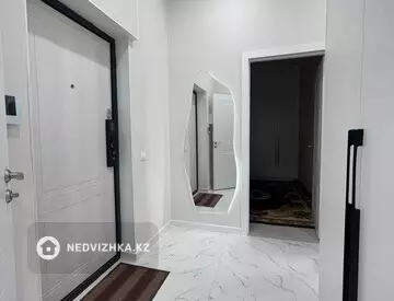 1-комнатная квартира, этаж 14 из 15, 50 м²