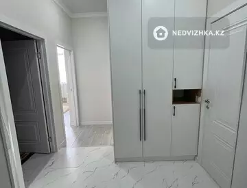 1-комнатная квартира, этаж 14 из 15, 50 м²