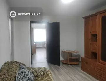 2-комнатная квартира, этаж 4 из 5, 45 м², На длительный срок