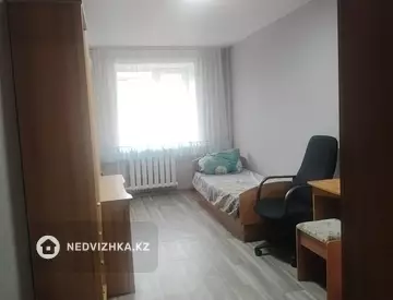 2-комнатная квартира, этаж 4 из 5, 45 м², На длительный срок