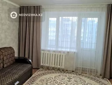 2-комнатная квартира, этаж 4 из 6, 60 м², На длительный срок