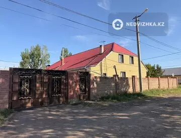7-комнатная часть дома, 10 соток, 170 м²