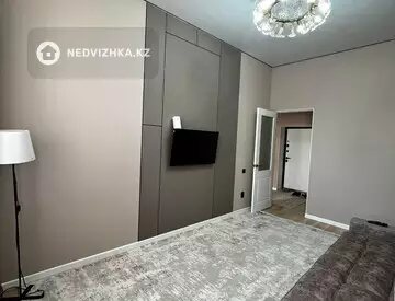 2-комнатная квартира, этаж 4 из 7, 56 м²