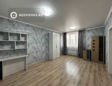 3-комнатная квартира, этаж 10 из 13, 81 м²