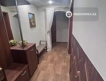 2-комнатная квартира, этаж 2 из 5, 50 м², На длительный срок