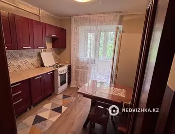 2-комнатная квартира, этаж 2 из 5, 50 м², На длительный срок