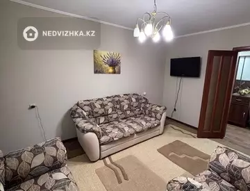2-комнатная квартира, этаж 2 из 5, 50 м², На длительный срок