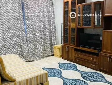 1-комнатная квартира, этаж 1 из 5, 32 м², На длительный срок