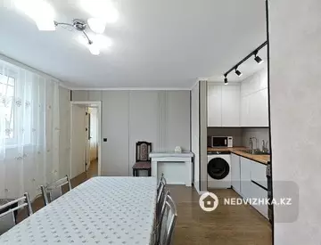 4-комнатная квартира, этаж 2 из 9, 83 м²