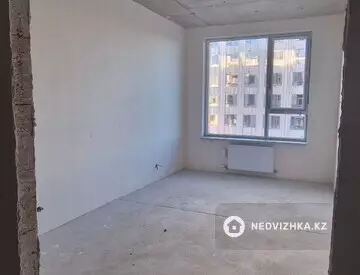 1-комнатная квартира, этаж 11 из 14, 39 м²