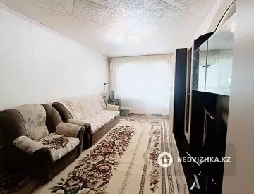 3-комнатная квартира, этаж 3 из 4, 60 м²
