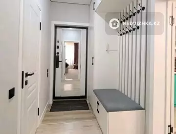 2-комнатная квартира, этаж 8 из 13, 62 м²