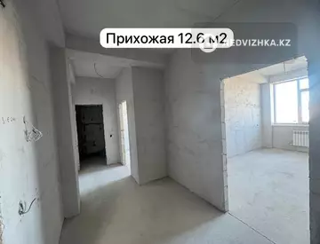 2-комнатная квартира, этаж 8 из 9, 67 м²
