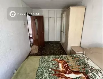 3-комнатная квартира, этаж 4 из 5, 61 м²