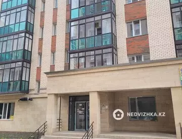 Помещение, этаж 1 из 10, 90 м², На длительный срок