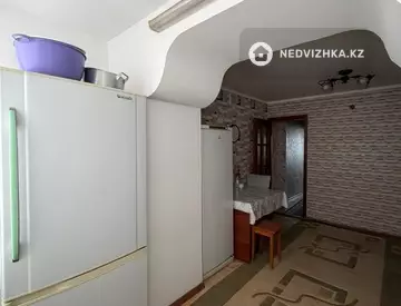 4-комнатная квартира, этаж 6 из 6, 84 м²