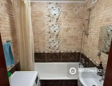 4-комнатная квартира, этаж 6 из 6, 84 м²