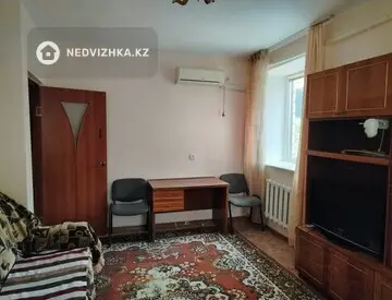 2-комнатная квартира, этаж 2 из 2, 47 м²