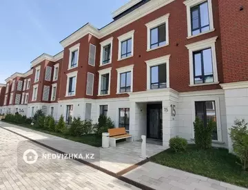 4-комнатная квартира, этаж 3 из 3, 132 м²