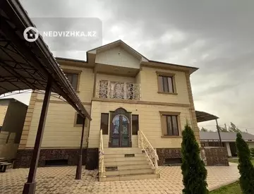 8-комнатный дом, 6 соток, 416 м²