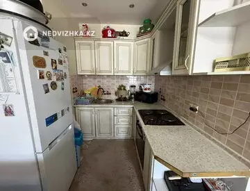 2-комнатная квартира, этаж 10 из 13, 45 м²