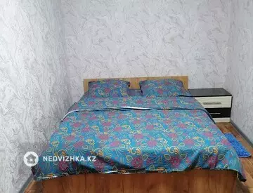 2-комнатная квартира, этаж 5 из 5, 45 м², Посуточно