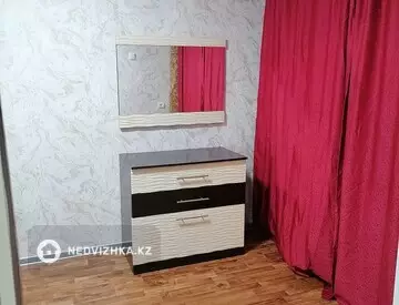 2-комнатная квартира, этаж 5 из 5, 45 м², Посуточно
