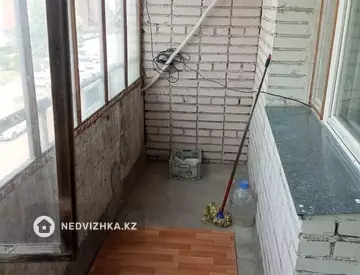 2-комнатная квартира, этаж 4 из 9, 52 м², На длительный срок