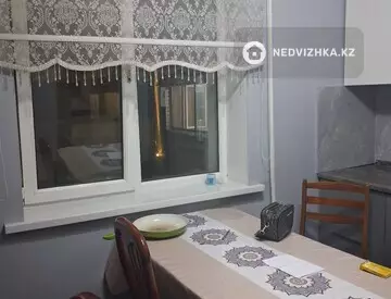 2-комнатная квартира, этаж 7 из 12, 55 м², На длительный срок