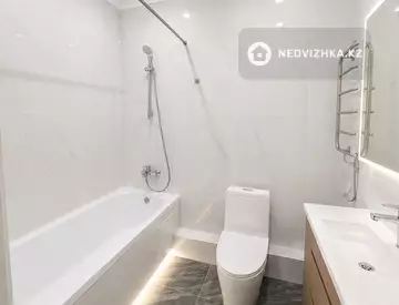 1-комнатная квартира, этаж 8 из 12, 39 м²