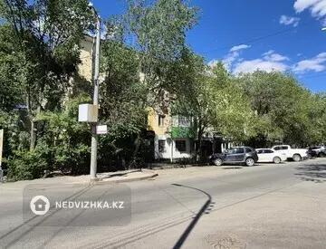 2-комнатная квартира, этаж 4 из 4, 39 м²